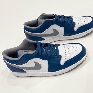 Air Jordan 1Low True Blue Cement NEW